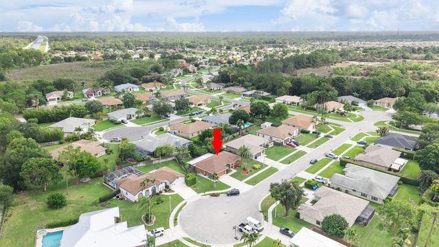 112 Laurel Way, Royal Palm Beach, FL 33411