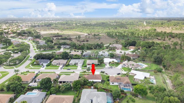 112 Laurel Way, Royal Palm Beach, FL 33411