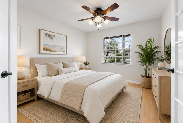 112 Laurel Way, Royal Palm Beach, FL 33411