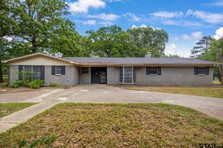 526 Ronnette Dr, Tyler, TX 75703