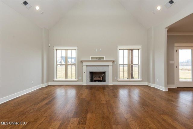 1694 Bakersfield Way, Nesbit, MS 38651