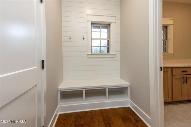 1694 Bakersfield Way, Nesbit, MS 38651