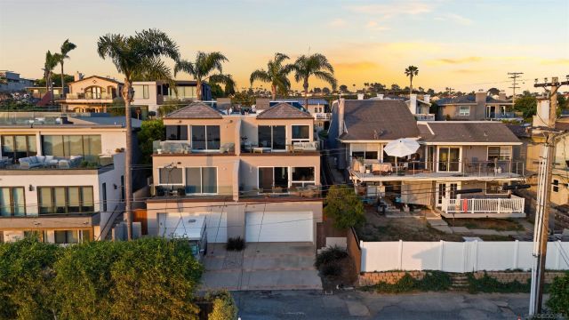 2372 Oxford Ave, Cardiff, CA 92007