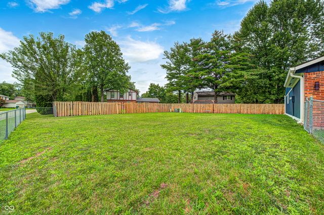 4115 Hollow Creek Drive, Indianapolis, IN 46268