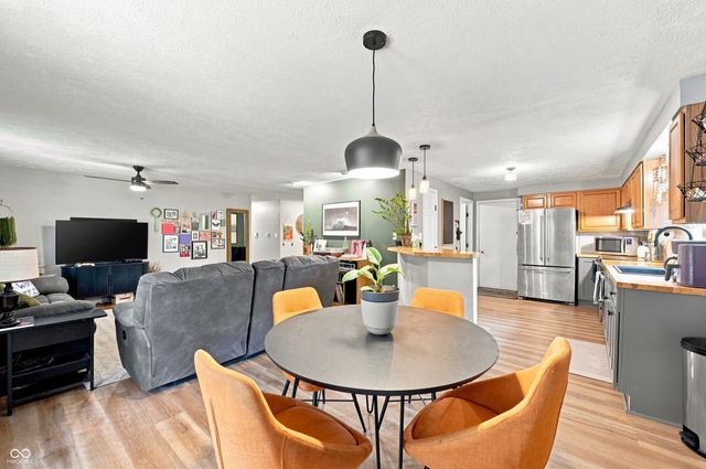 4115 Hollow Creek Drive, Indianapolis, IN 46268