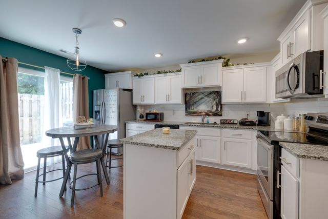5520 Hamilton Cir, Antioch, TN 37013
