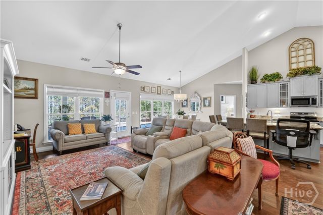 2202 Woodside Crossing, Savannah, GA 31405