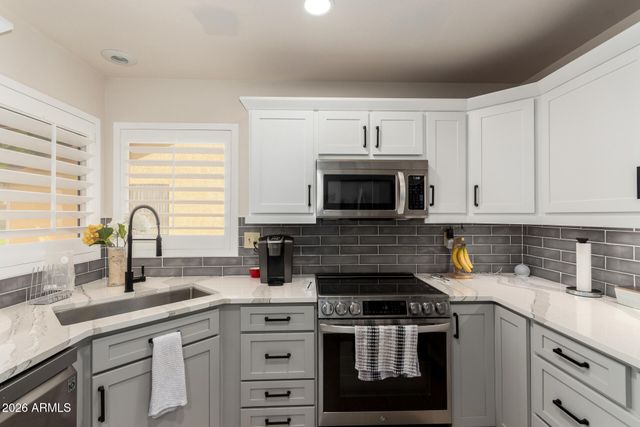 14135 W YOSEMITE Drive W, Sun City West, AZ 85375