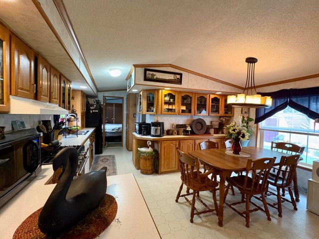 20 CIRCLE DR, Columbia, PA 17512