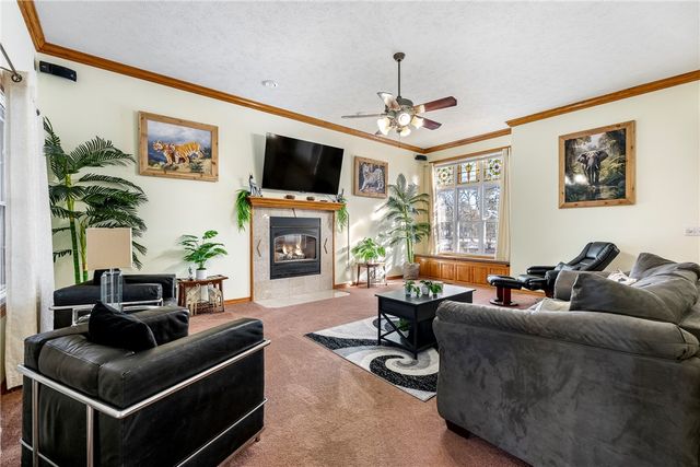 96 Holiday Island Drive, Holiday Island, AR 72631