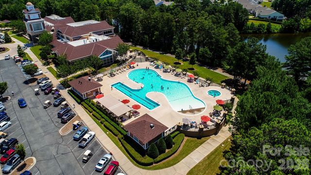 921 Lily Magnolia Court, Fort Mill, SC 29707