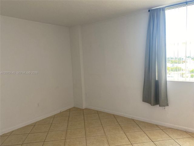 1 Glen Royal Parkway 1113, Miami, FL 33125