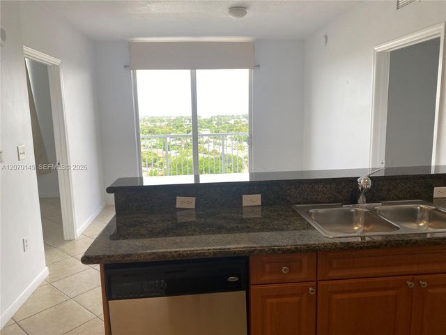 1 Glen Royal Parkway 1113, Miami, FL 33125