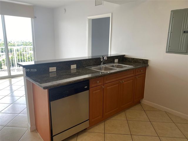 1 Glen Royal Parkway 1113, Miami, FL 33125