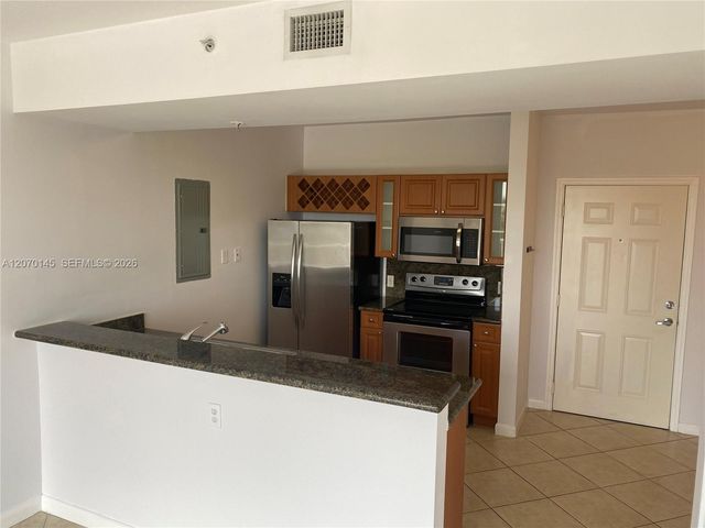 1 Glen Royal Parkway 1113, Miami, FL 33125
