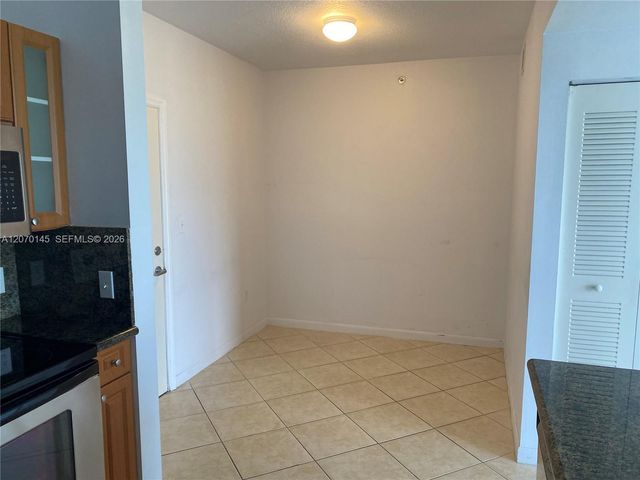 1 Glen Royal Parkway 1113, Miami, FL 33125