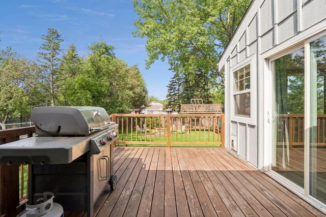 3425 Churchill Street, Shoreview, MN 55126