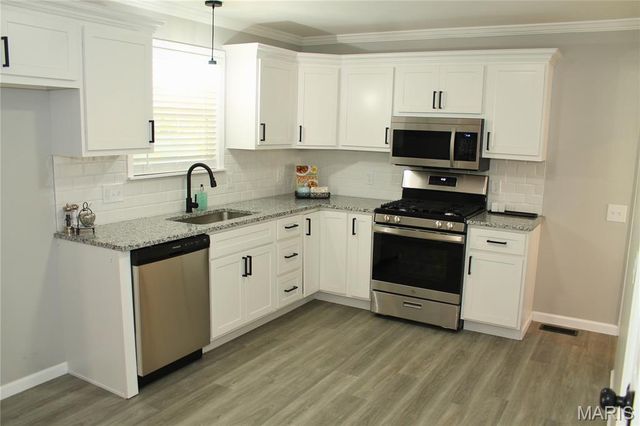 1238 Brenthaven Lane, Florissant, MO 63031