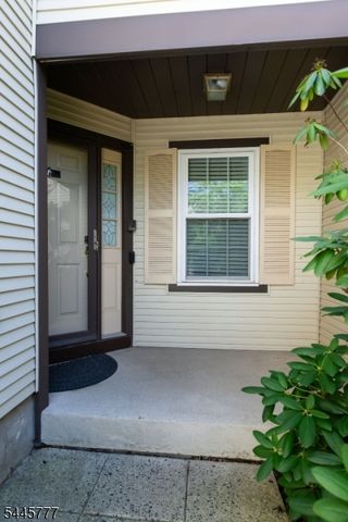 103 Porter Way East, Bridgewater Twp., NJ 08807