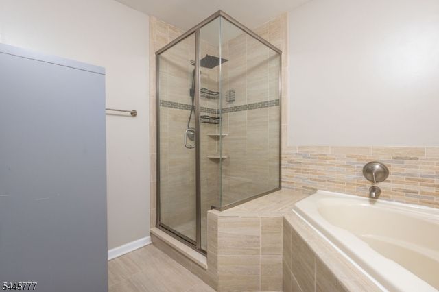 103 Porter Way East, Bridgewater Twp., NJ 08807