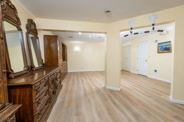 103 Porter Way East, Bridgewater Twp., NJ 08807