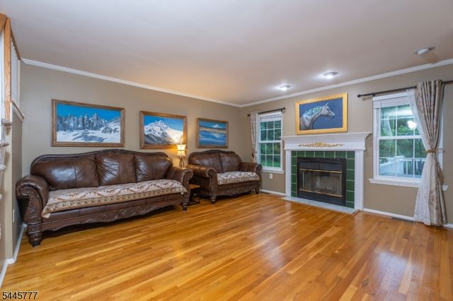 103 Porter Way East, Bridgewater Twp., NJ 08807
