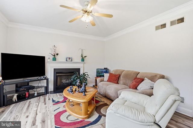 242 STREET OF DREAMS, Martinsburg, WV 25403