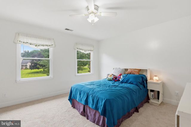 242 STREET OF DREAMS, Martinsburg, WV 25403