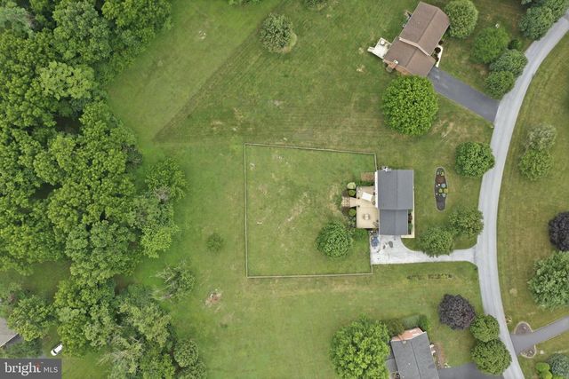 242 STREET OF DREAMS, Martinsburg, WV 25403