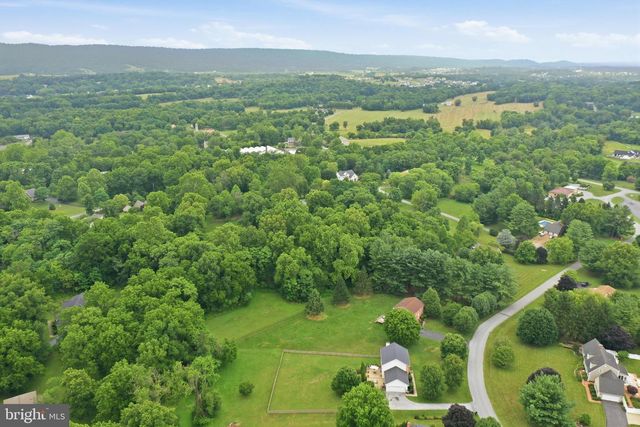 242 STREET OF DREAMS, Martinsburg, WV 25403