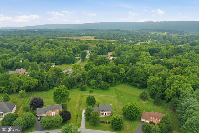 242 STREET OF DREAMS, Martinsburg, WV 25403