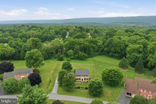 242 STREET OF DREAMS, Martinsburg, WV 25403