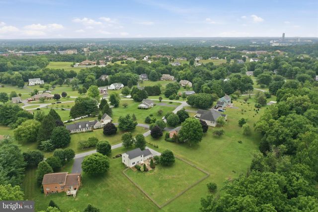 242 STREET OF DREAMS, Martinsburg, WV 25403