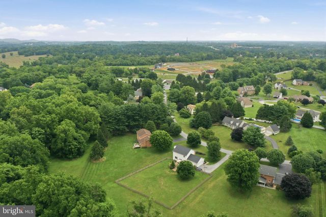 242 STREET OF DREAMS, Martinsburg, WV 25403
