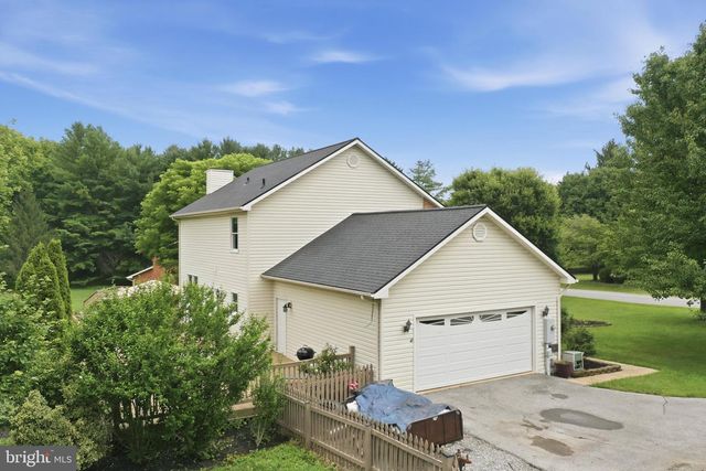 242 STREET OF DREAMS, Martinsburg, WV 25403