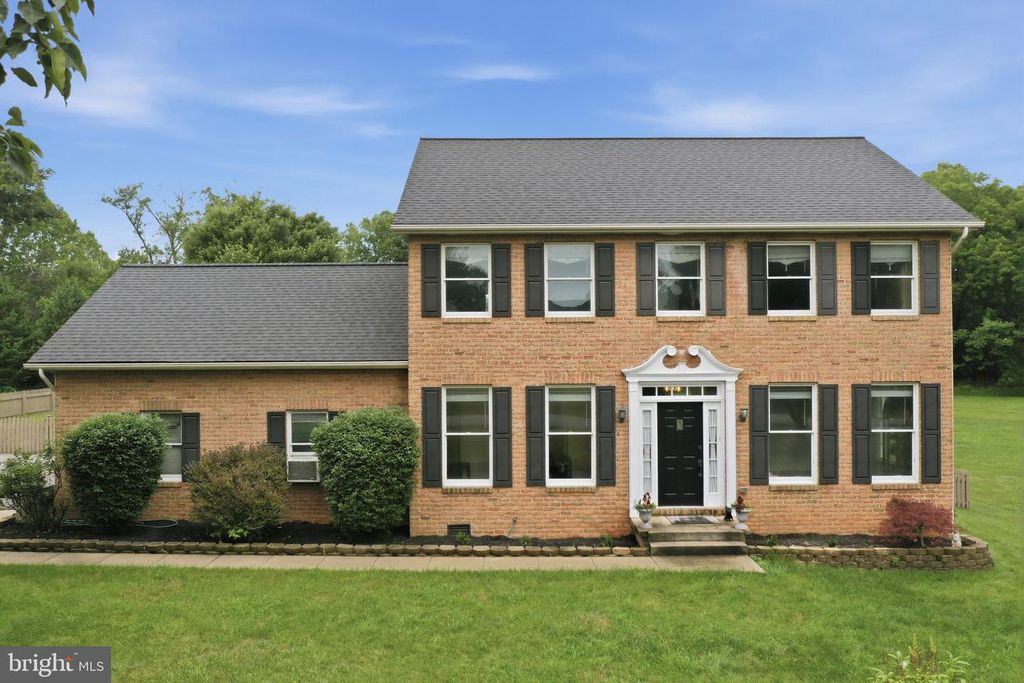 242 STREET OF DREAMS, Martinsburg, WV 25403