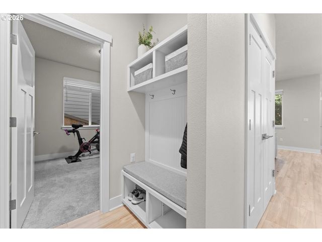 8485 Sw 176TH Ave, Beaverton, OR 97007