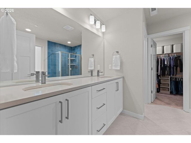 8485 Sw 176TH Ave, Beaverton, OR 97007