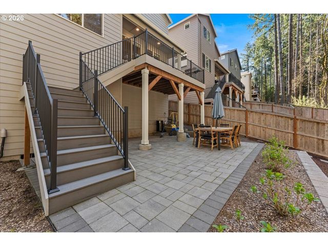 8485 Sw 176TH Ave, Beaverton, OR 97007