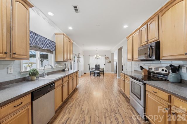 122 Colville Road, Mooresville, NC 28117