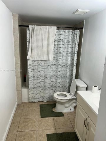 6280 NW 186th St 301, Hialeah, FL 33015