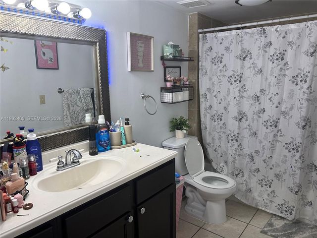 6280 NW 186th St 301, Hialeah, FL 33015