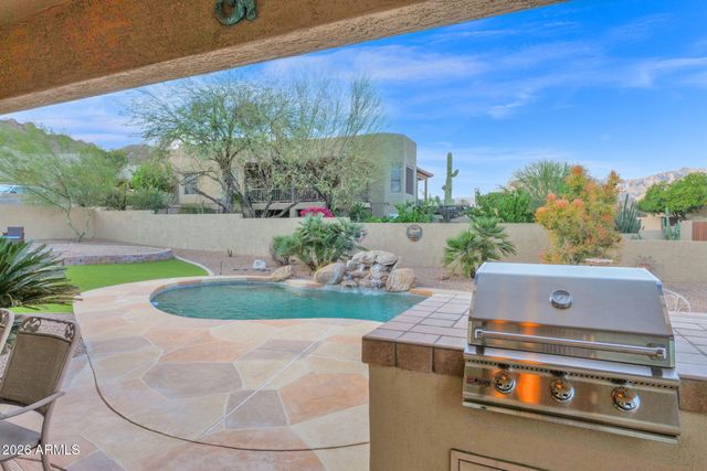 9982 E FOOLS GOLD Place, Gold Canyon, AZ 85118