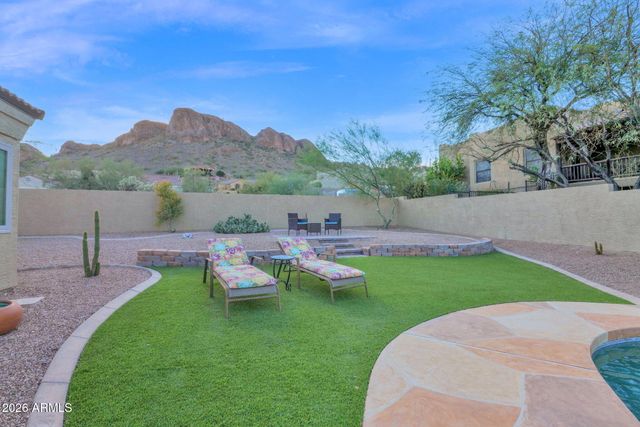 9982 E FOOLS GOLD Place, Gold Canyon, AZ 85118