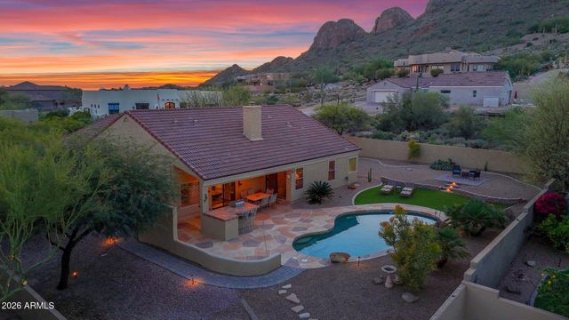 9982 E FOOLS GOLD Place, Gold Canyon, AZ 85118