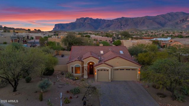 9982 E FOOLS GOLD Place, Gold Canyon, AZ 85118