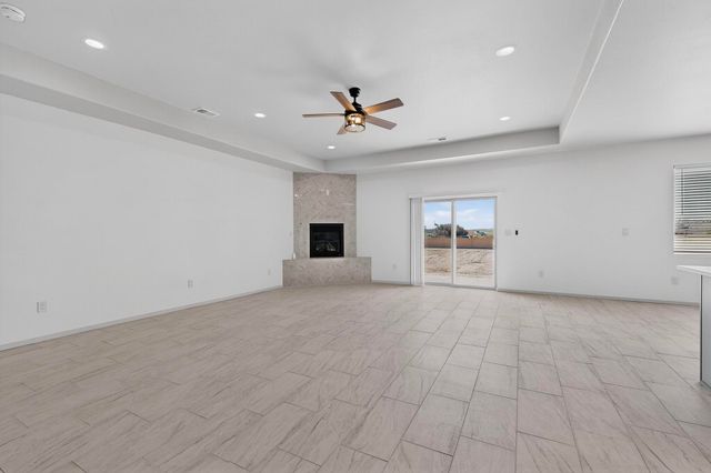 920 NightGlow Avenue NE, Rio Rancho, NM 87144