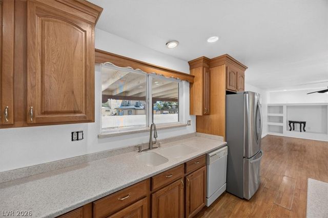 90 East Levi Avenue, Las Vegas, NV 89183
