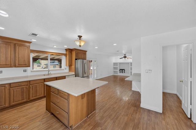 90 East Levi Avenue, Las Vegas, NV 89183