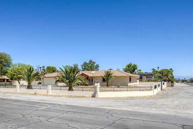90 East Levi Avenue, Las Vegas, NV 89183